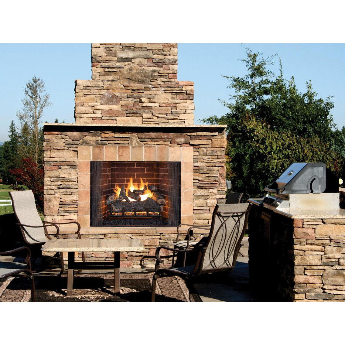 Superior Dual-Burner Smoky Weathered Oak 30" 8-Piece Outdoor Vented Gas Log Set